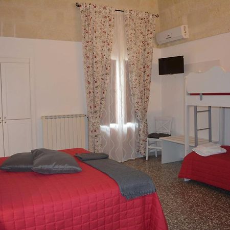 Il Rifugio Di Laerte Bed & Breakfast ลาแตร์ซา ภายนอก รูปภาพ